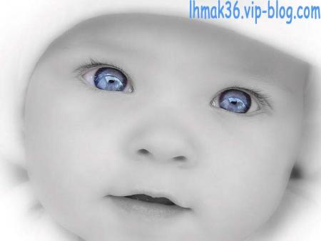 blue eyes